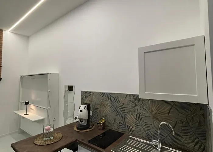 Briante House 4* Napoli