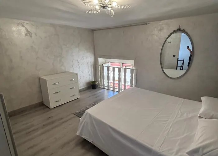 Briante House Oda ve Kahvaltı Napoli