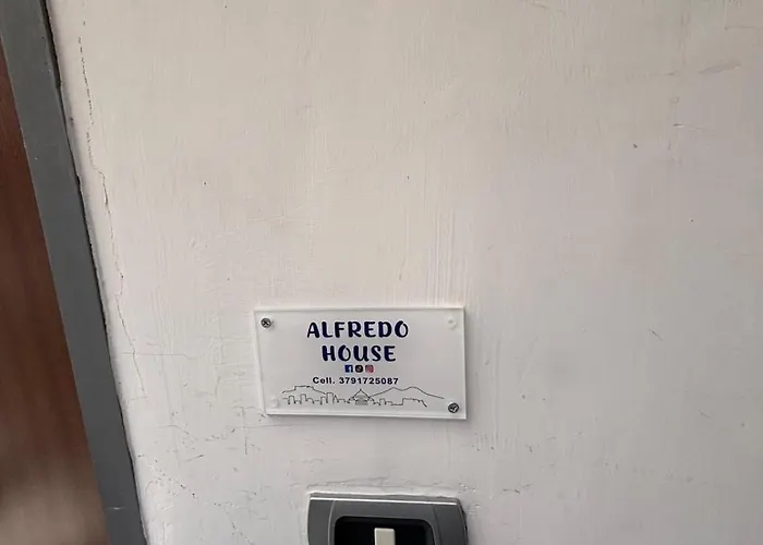 Briante House 4* 나폴리